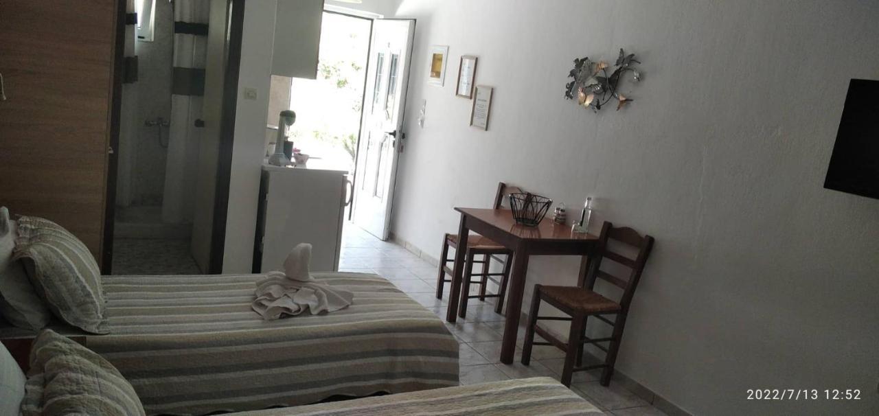 Golden Sun Apartments Rodakino Zewnętrze zdjęcie
