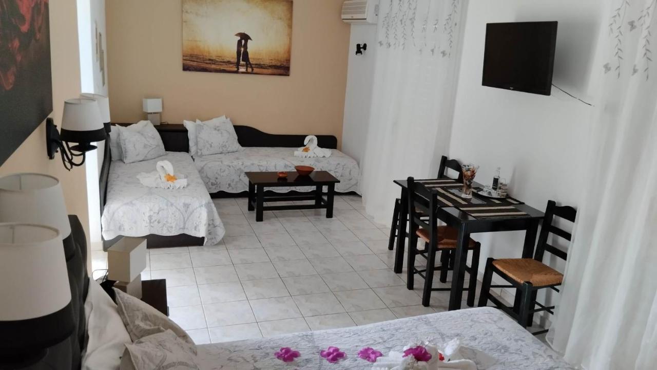 Golden Sun Apartments Rodakino Zewnętrze zdjęcie
