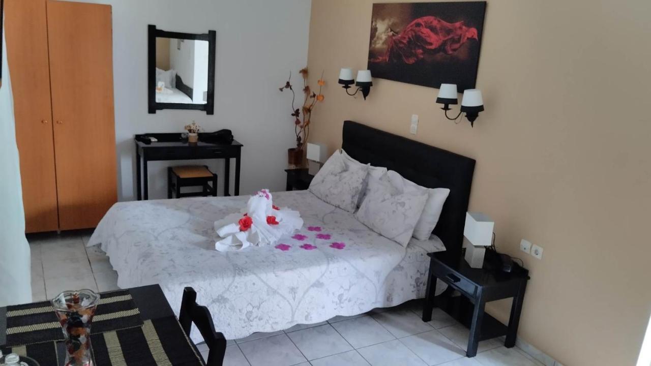 Golden Sun Apartments Rodakino Zewnętrze zdjęcie