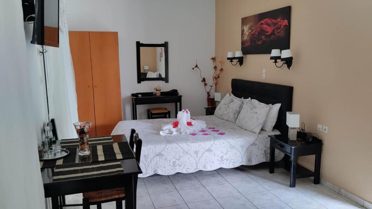 Golden Sun Apartments Rodakino Zewnętrze zdjęcie