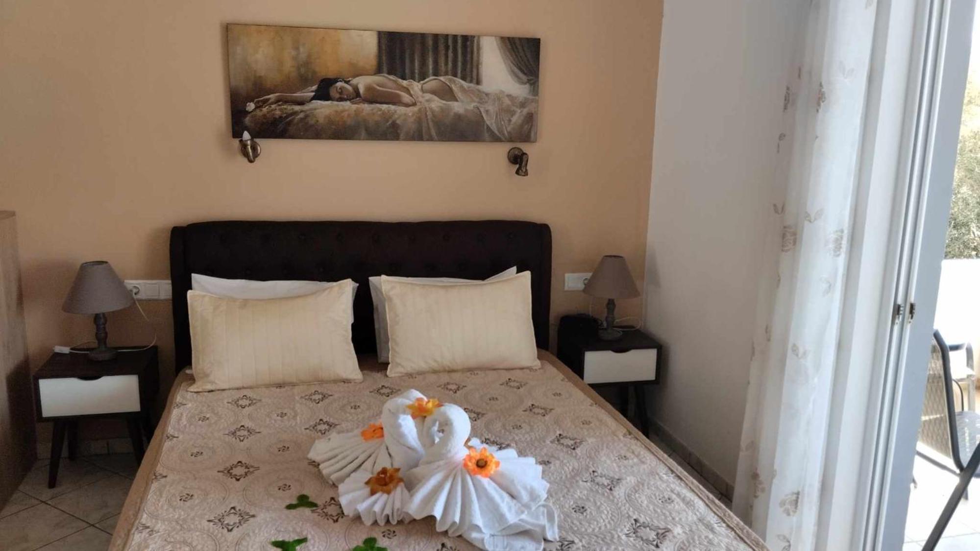 Golden Sun Apartments Rodakino Zewnętrze zdjęcie