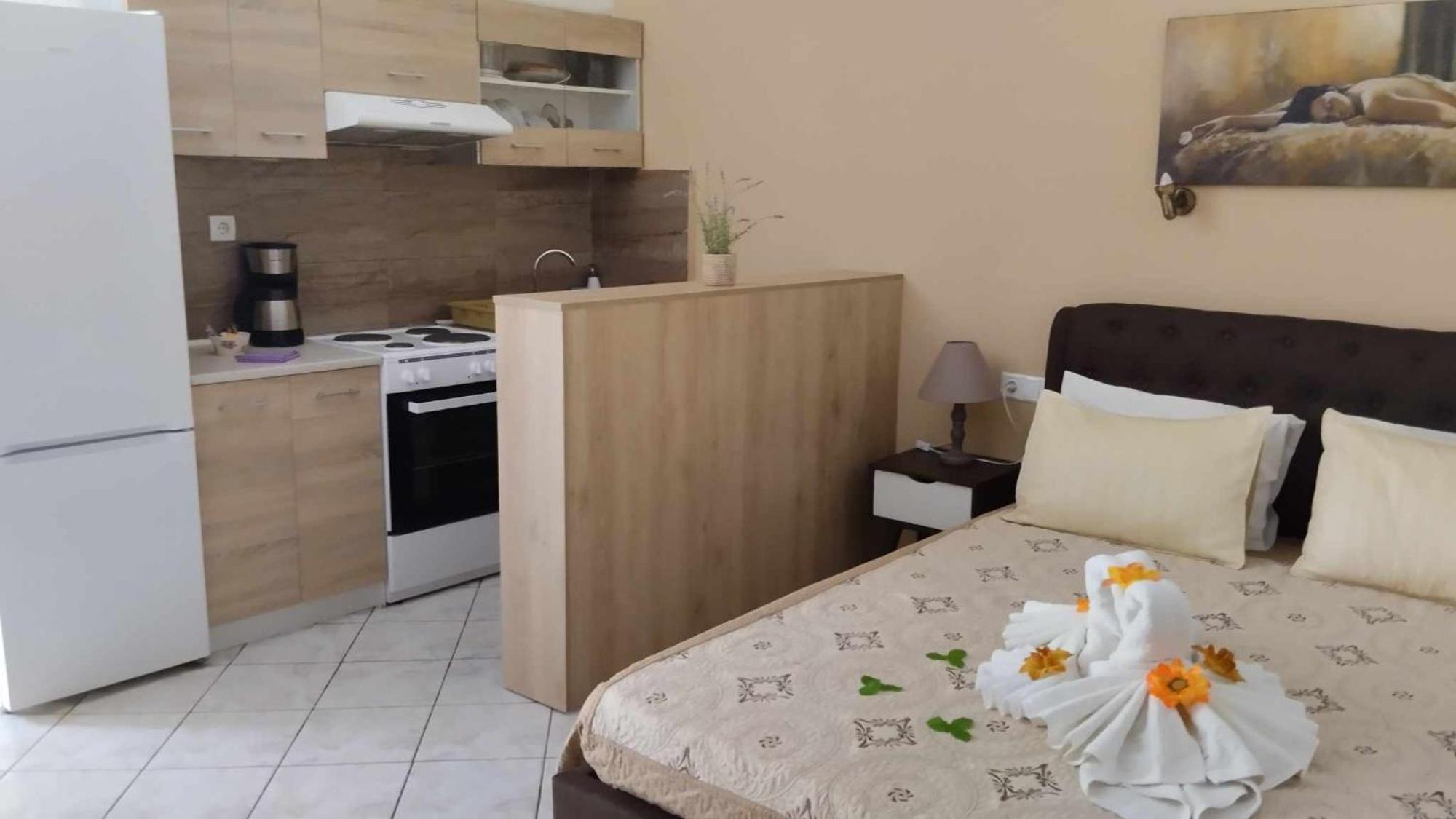 Golden Sun Apartments Rodakino Zewnętrze zdjęcie