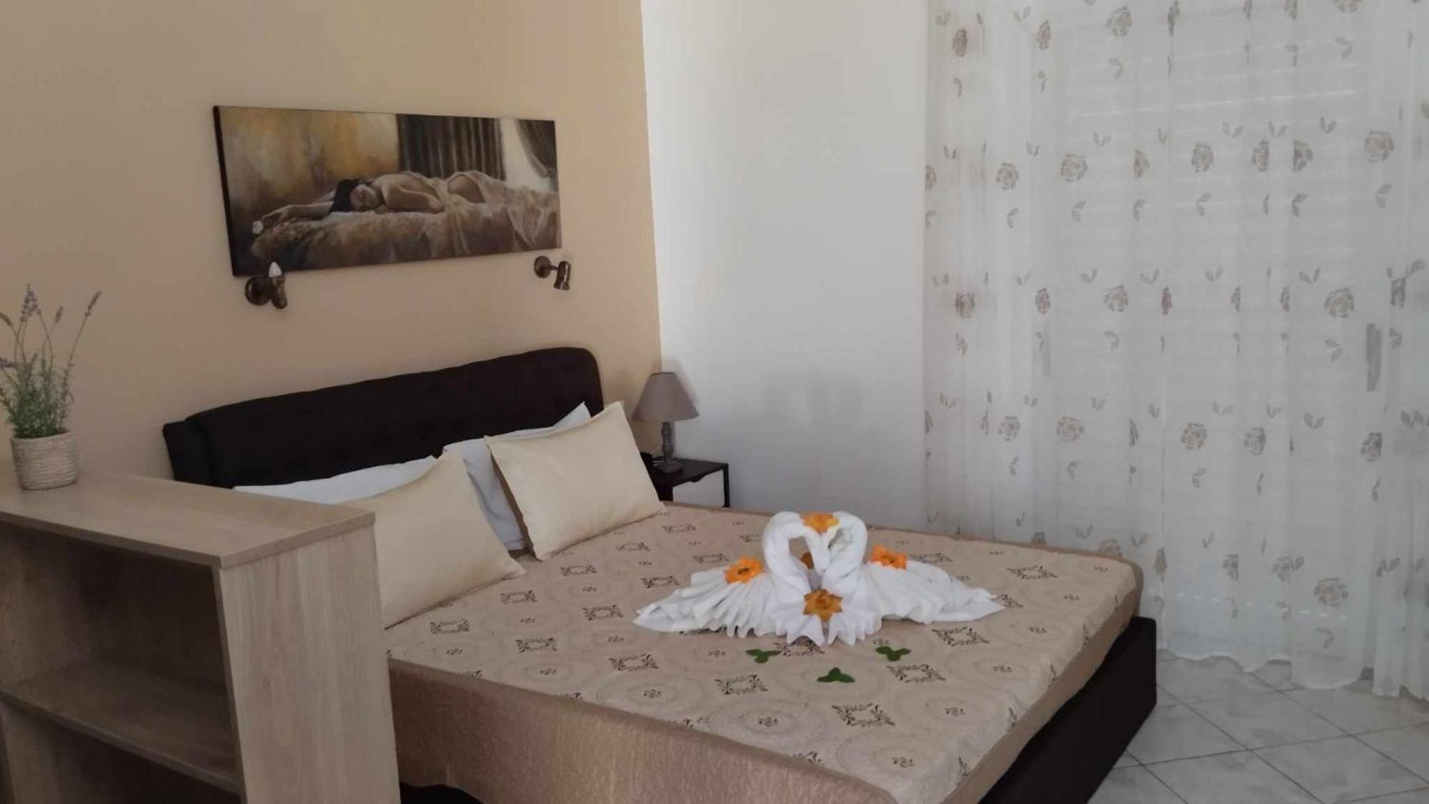 Golden Sun Apartments Rodakino Zewnętrze zdjęcie