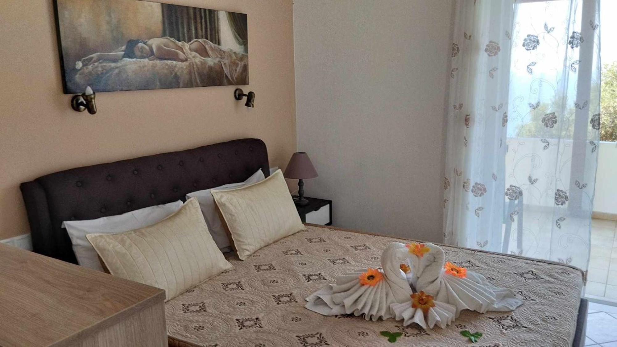 Golden Sun Apartments Rodakino Zewnętrze zdjęcie